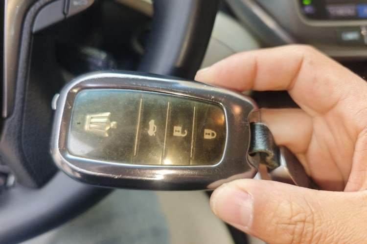 Used Toyota Crown 2015 2.5L Fashion Limited Edition Vehicle Key