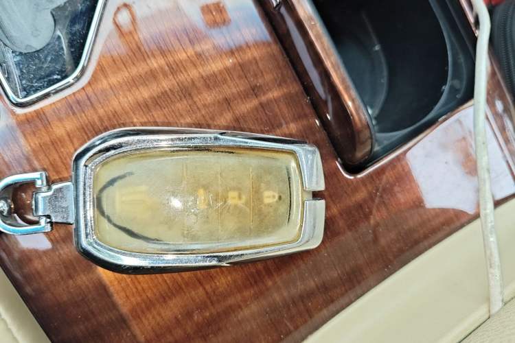 Used Toyota Crown 2015 2.0T Fashion Edition Vehicle Key