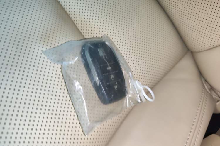 Used Toyota Crown 2015 2.5L Smart Edition Vehicle Key