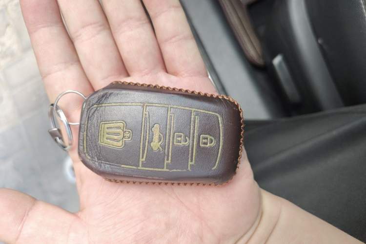 Used Toyota Crown 2015 2.0T Fashion Edition Vehicle Key