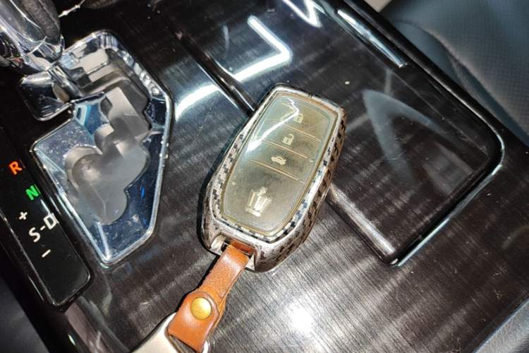Used Toyota Crown 2015 2.5L Smart Edition Vehicle Key