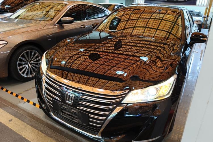 Used Toyota Crown 2015 2.0T Fashion Edition Guazi used car, China used car export, Used car for sale, Used  cars, Cheapest cars for sale