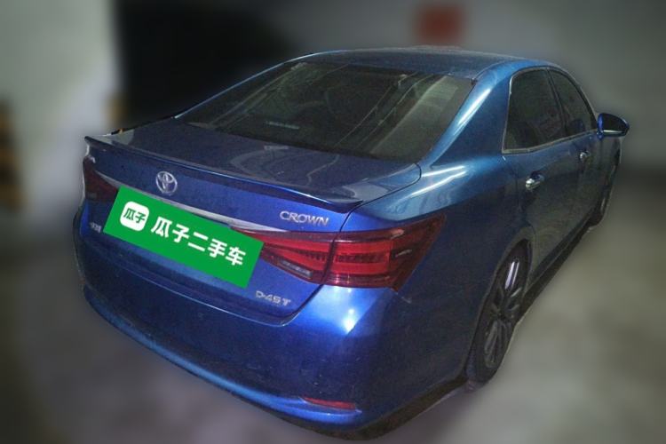 Used Toyota Crown 2015 2.0T Fashion Edition Rear Right 45 Deg