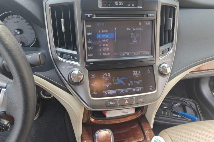 Used Toyota Crown 2015 2.0T Fashion Edition Audio And AC Panel