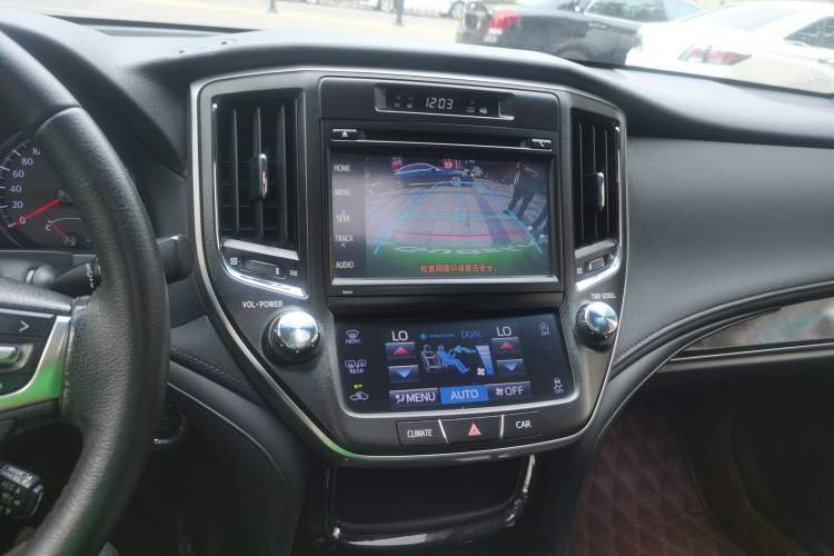 Used Toyota Crown 2015 2.0T Fashion Edition Audio And AC Panel