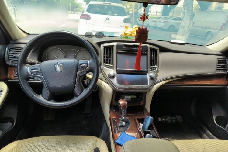 Used Toyota Crown 2015 2.0T Fashion Edition Center Console