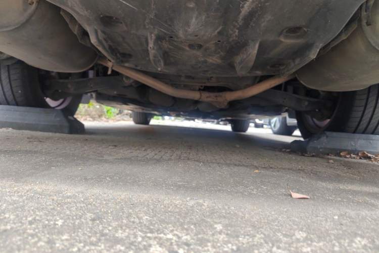 Used Toyota Crown 2015 2.0T Pioneer Edition Chassis Rear