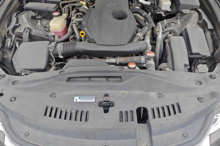 Used Toyota Crown 2015 2.0T Pioneer Edition Engine Bay