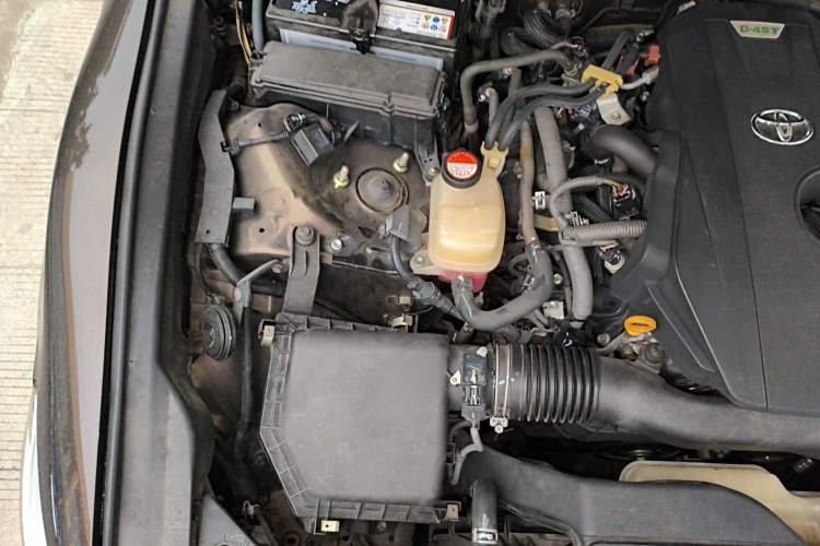 Used Toyota Crown 2015 2.0T Fashion Edition Engine Bay Right