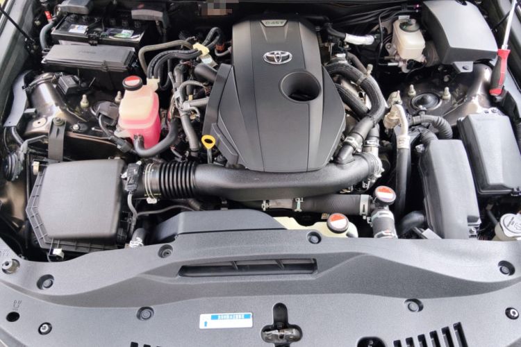 Used Toyota Crown 2015 2.0T Fashion Edition Engine Bay