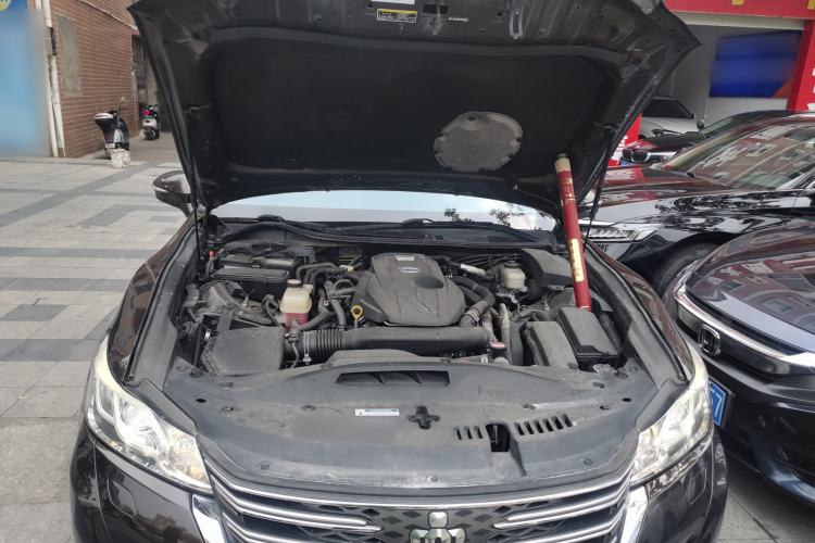 Used Toyota Crown 2015 2.0T Fashion Edition Engine Bay