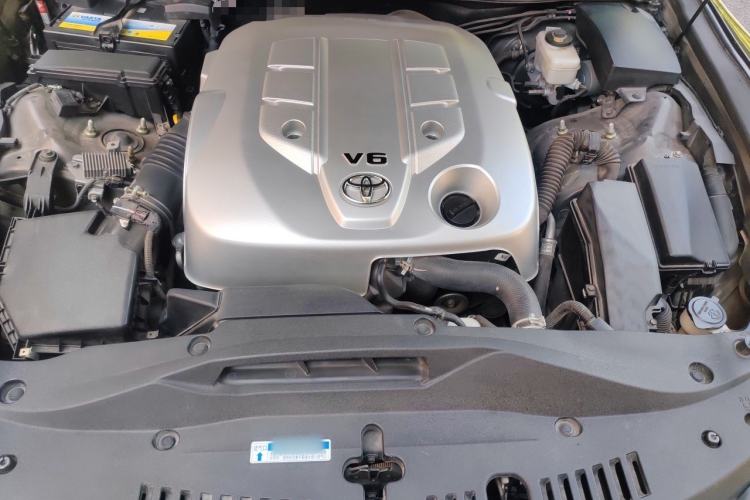 Used Toyota Crown 2015 2.5L Smart Edition Engine Bay