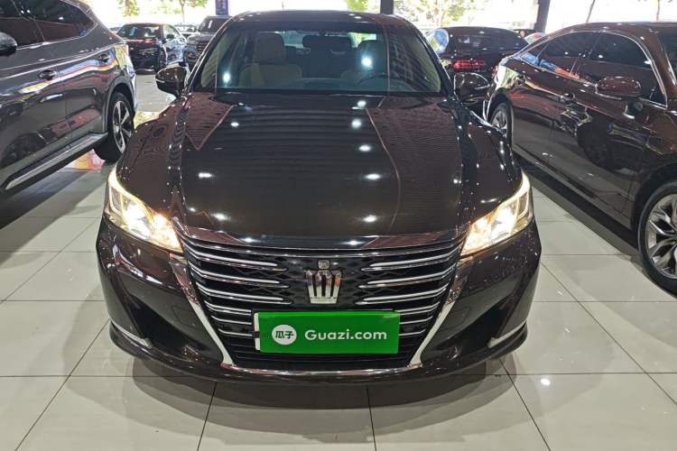 Used Toyota Crown 2015 2.0T Fashion Edition Exterior 1