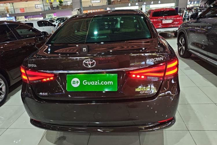 Used Toyota Crown 2015 2.0T Fashion Edition Exterior 4
