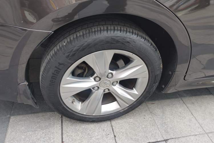 Used Toyota Crown 2015 2.0T Fashion Edition Exterior 8