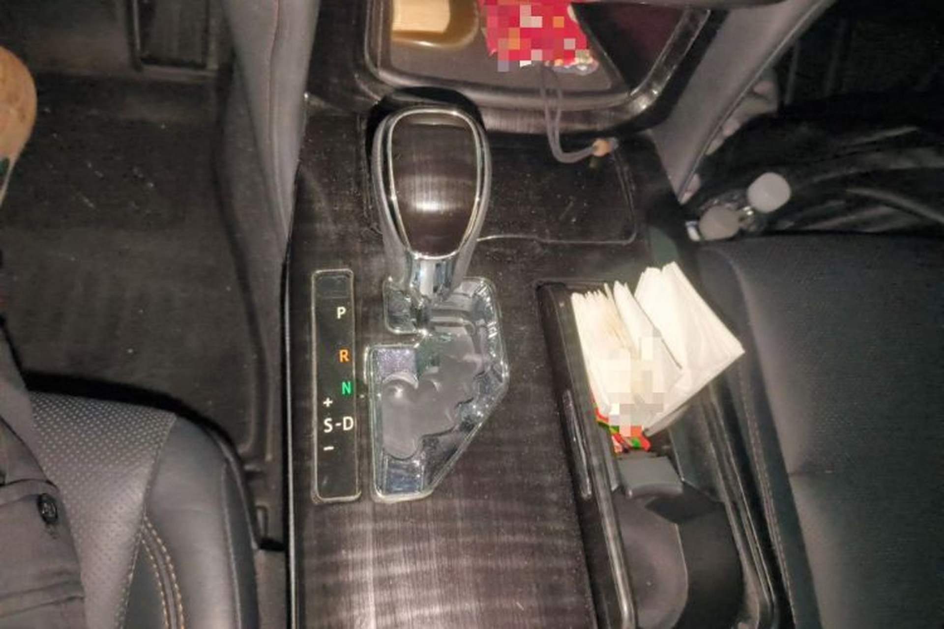 Used Toyota Crown 2015 2.0T Fashion Edition Gear Lever