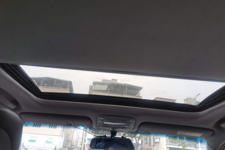 Used Toyota Crown 2015 2.0T Fashion Edition Headliner