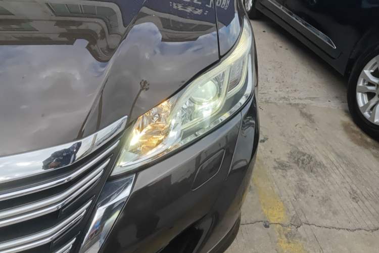 Used Toyota Crown 2015 2.0T Fashion Edition Left Front Headlight