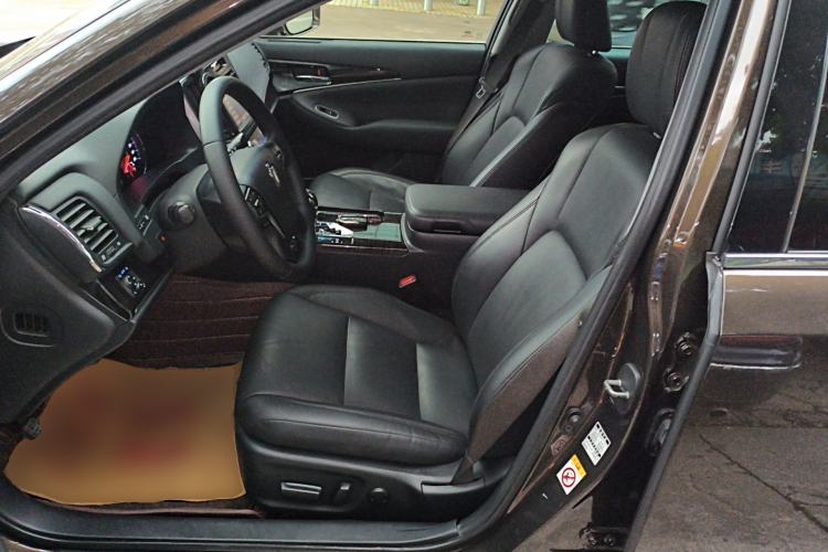 Used Toyota Crown 2015 2.0T Fashion Edition Left Front Seat