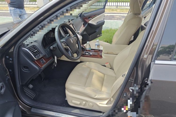 Used Toyota Crown 2015 2.0T Fashion Edition Left Front Seat