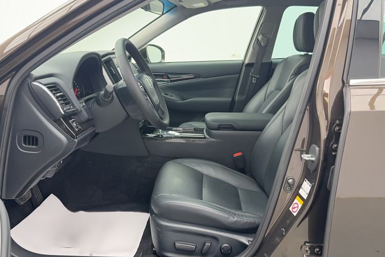 Used Toyota Crown 2015 2.0T Fashion Edition Left Front Seat