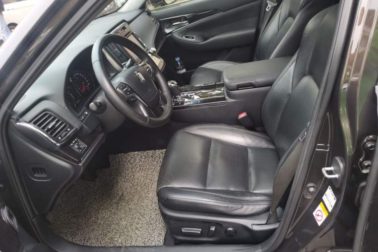 Used Toyota Crown 2015 2.0T Fashion Edition Left Front Seat