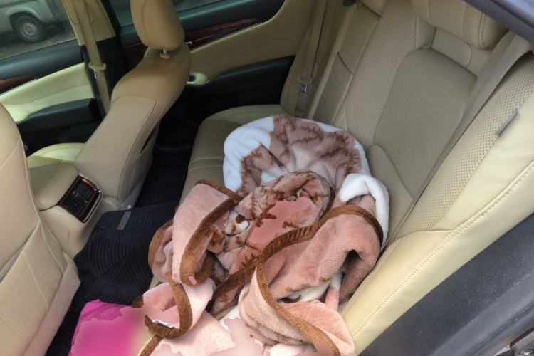 Used Toyota Crown 2015 2.0T Fashion Edition Left Rear Seat