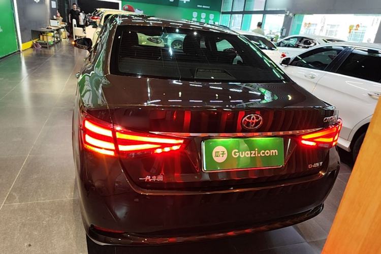 Used Toyota Crown 2015 2.0T Fashion Edition Rear
