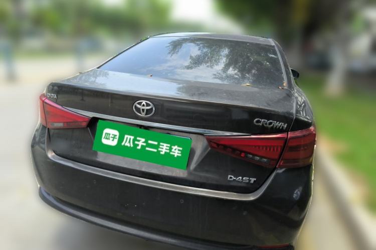 Used Toyota Crown 2015 2.0T Fashion Edition Rear