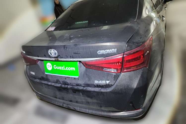 Used Toyota Crown 2015 2.0T Fashion Edition Rear