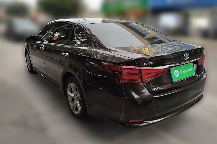 Used Toyota Crown 2015 2.0T Fashion Edition Rear Left 45 Deg