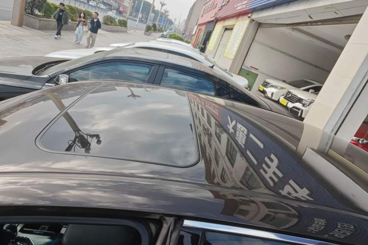 Used Toyota Crown 2015 2.0T Fashion Edition Roof