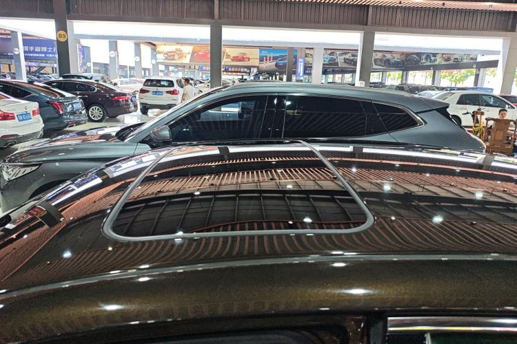 Used Toyota Crown 2015 2.0T Fashion Edition Roof