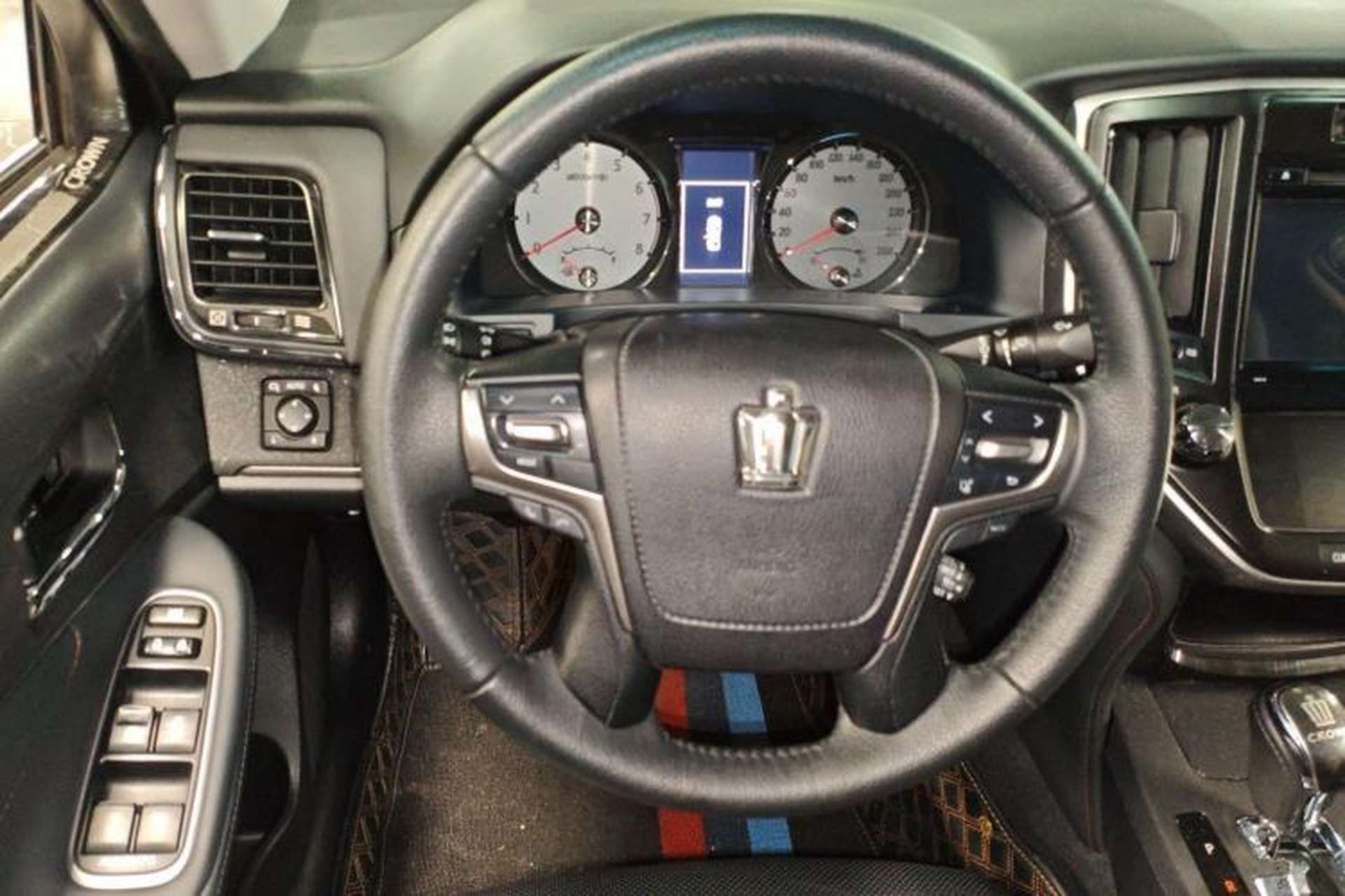 Used Toyota Crown 2015 2.0T Fashion Edition Steering Wheel