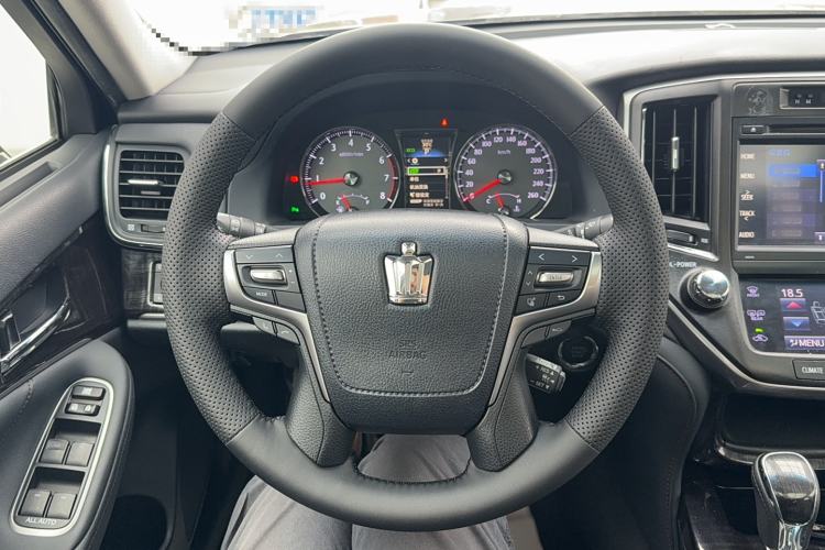 Used Toyota Crown 2015 2.0T Fashion Edition Steering Wheel