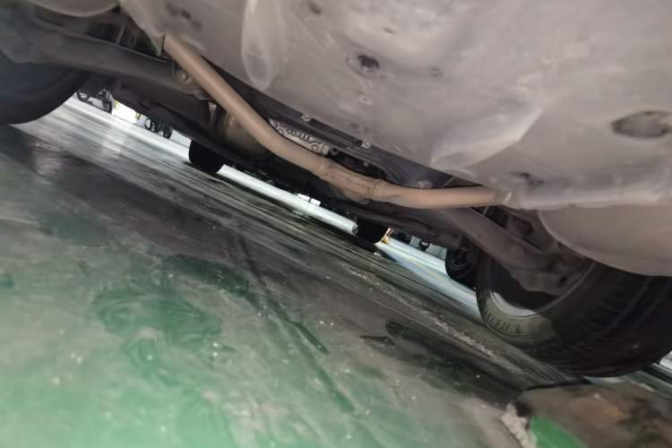Used Toyota Crown 2015 2.0T Fashion Edition Chassis Rear