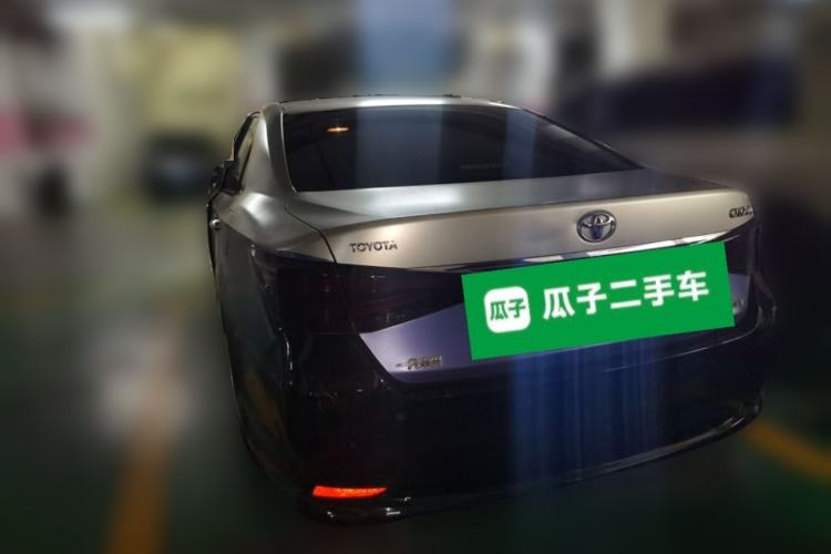 Used Toyota Crown 2015 2.0T Fashion Edition Rear Left 45 Deg