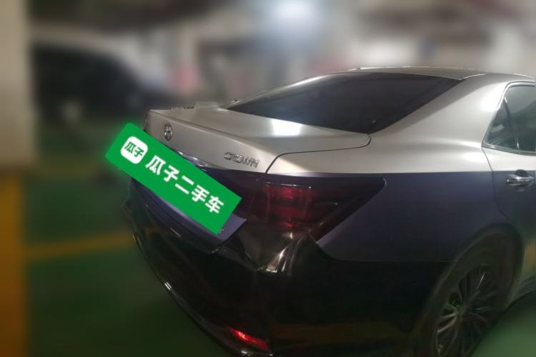 Used Toyota Crown 2015 2.0T Fashion Edition Rear Right 45 Deg