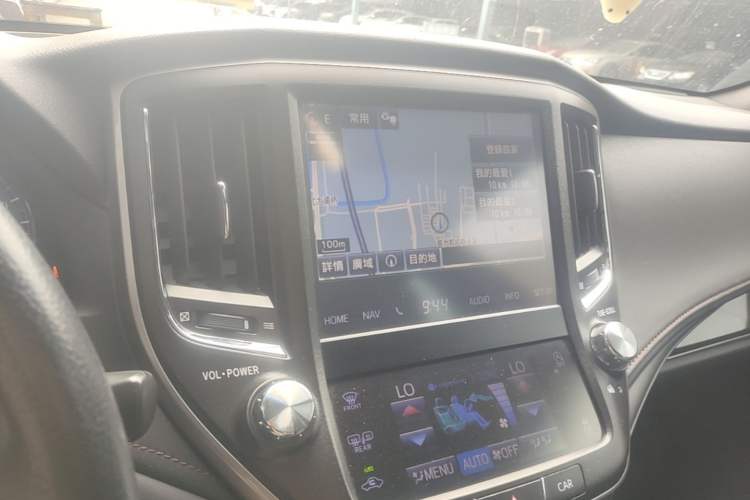 Used Toyota Crown 2015 2.0T Luxury Edition Audio And AC Panel