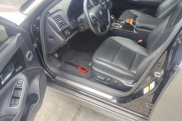 Used Toyota Crown 2015 2.0T Luxury Edition Driver Seat