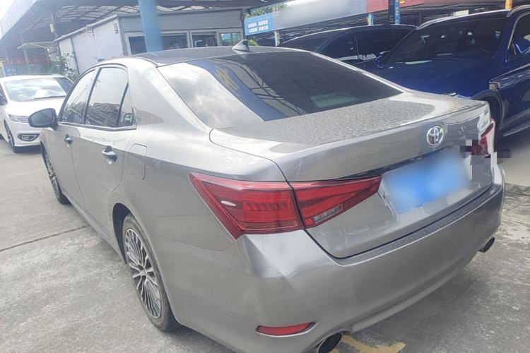 Used Toyota Crown 2015 2.0T Luxury Edition Exterior 2