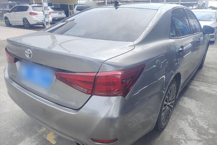 Used Toyota Crown 2015 2.0T Luxury Edition Rear Right 45 Deg