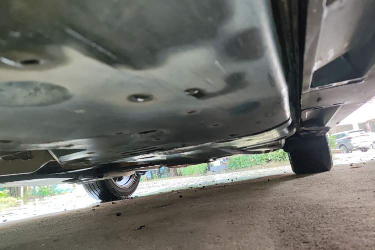 Used Toyota Crown 2015 2.0T Fashion Edition Chassis Front Left