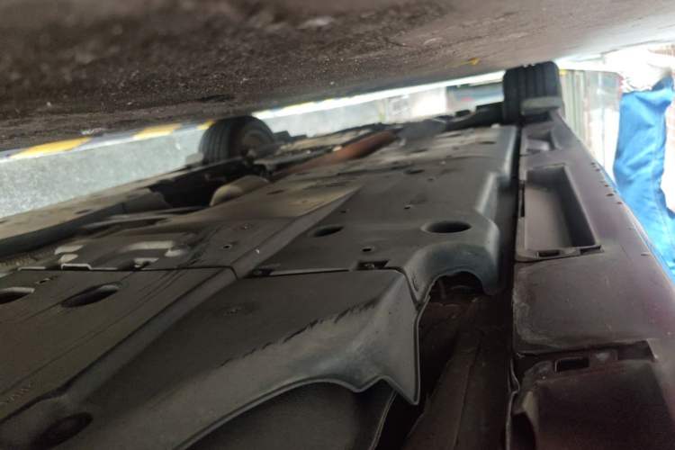 Used Toyota Crown 2015 2.0T Fashion Edition Chassis Rear Left