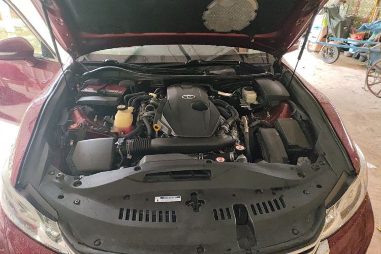 Used Toyota Crown 2015 2.0T Fashion Edition Engine Bay