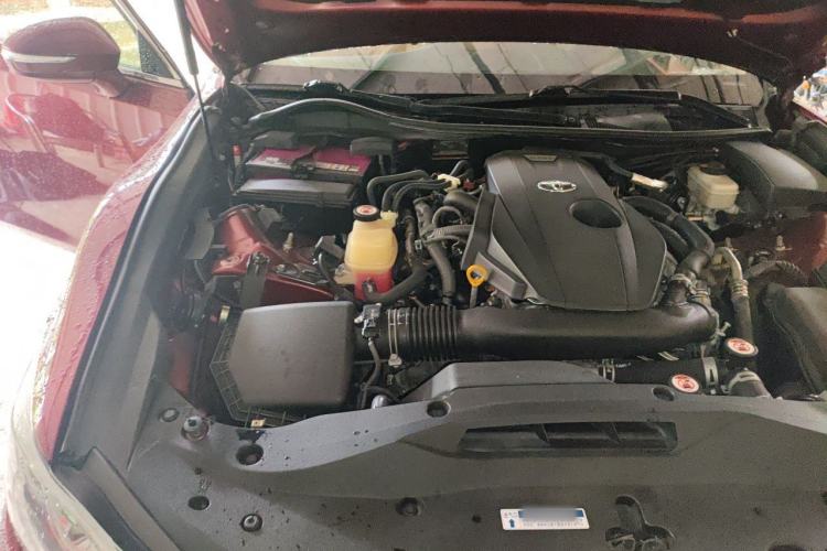 Used Toyota Crown 2015 2.0T Fashion Edition Engine Bay Right
