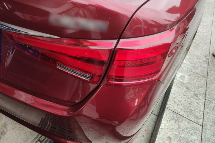 Used Toyota Crown 2015 2.5L Fashion Limited Edition Exterior 3