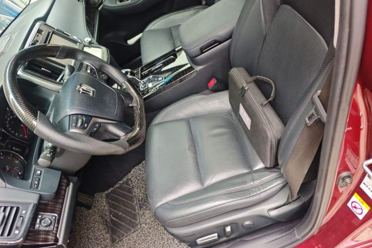 Used Toyota Crown 2015 2.0T Fashion Edition Left Front Seat