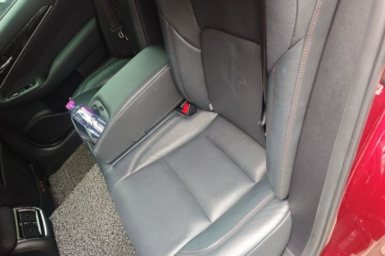 Used Toyota Crown 2015 2.0T Fashion Edition Left Rear Seat