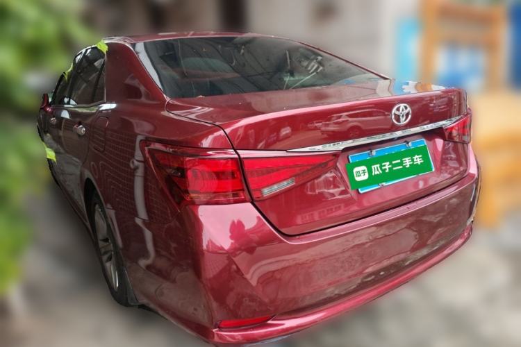 Used Toyota Crown 2015 2.0T Fashion Edition Rear Left 45 Deg